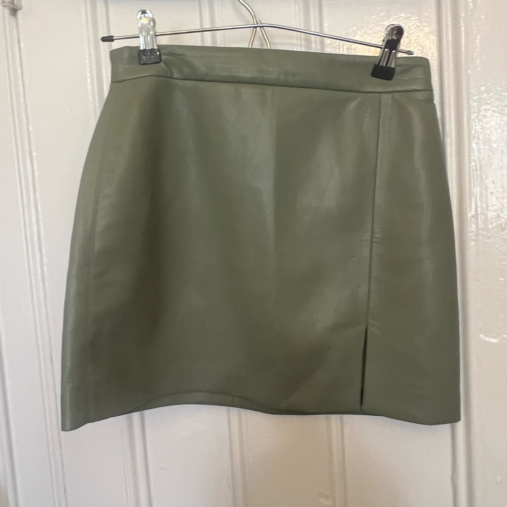 Aritzia Wilfred Leather Mini Skirt